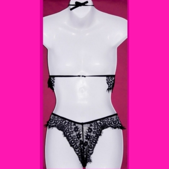 Black Chantilly Lace Halter Crop Top Bralette Set - Picture 6 of 10